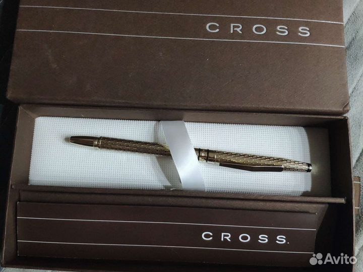 Перьевая ручка Cross Spire, перо из золота 18К