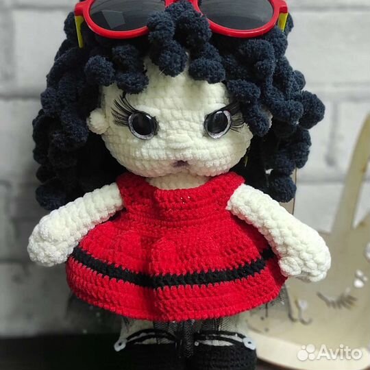 Кукла (плюшевая пряжа)