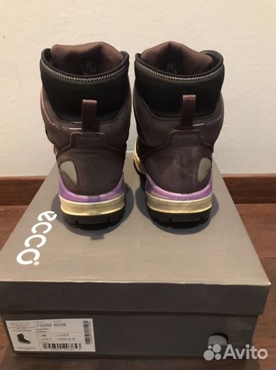 Ботинки зимние для девочки ecco 35р