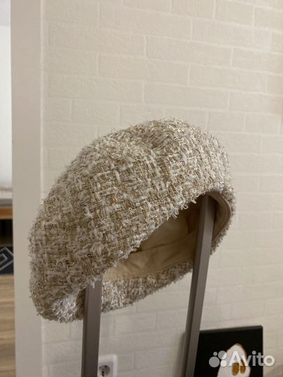 Беретка женская бежевая