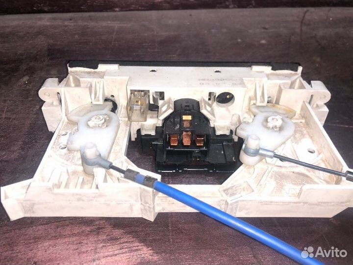 Блок управления климат-контролем Mitsubishi Space