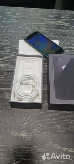 iPhone 8, 256 ГБ
