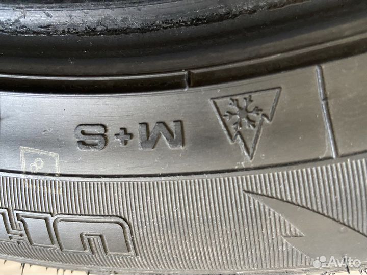 Goodyear UltraGrip Ice 2+ 215/55 R17 94