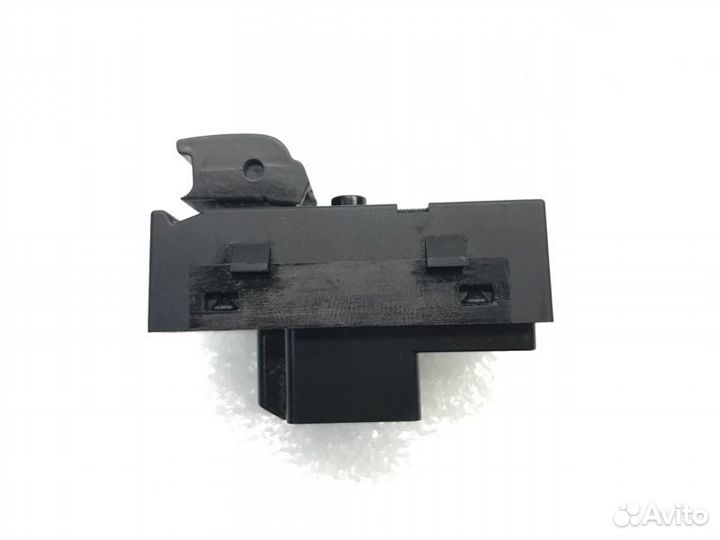 Кнопка стеклоподъемника задняя правая Chevrolet