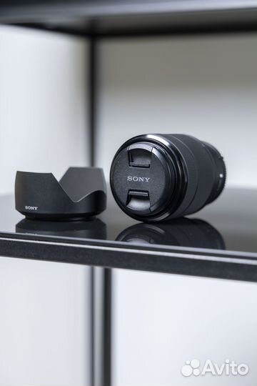 Sony 28-70mm f/3.5-5.6 oss