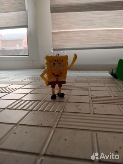 Игрушки из киндера