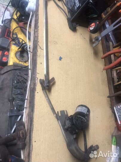 Моторчик для дворников