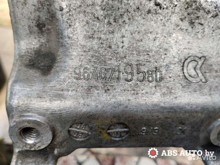 Кронштейн компрессора кондиционера Volvo S40 2