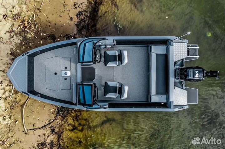 Волжанка 46 Fish с мотором Mercury F60