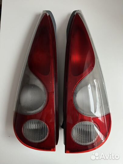 Задние фонари toyota funcargo