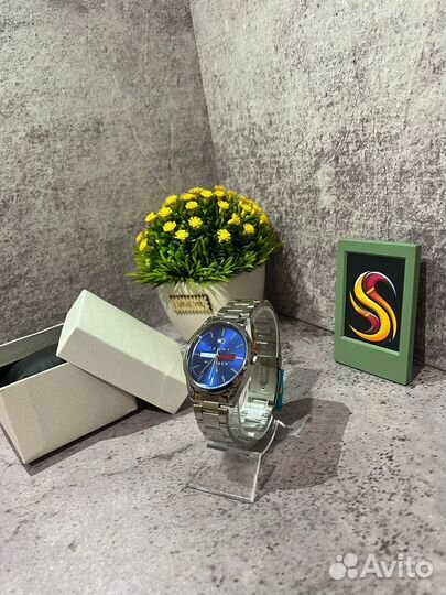 Часы Tommy Hilfiger