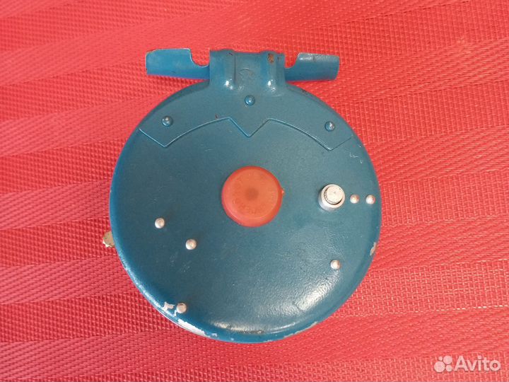 Катушка рыболовная невская