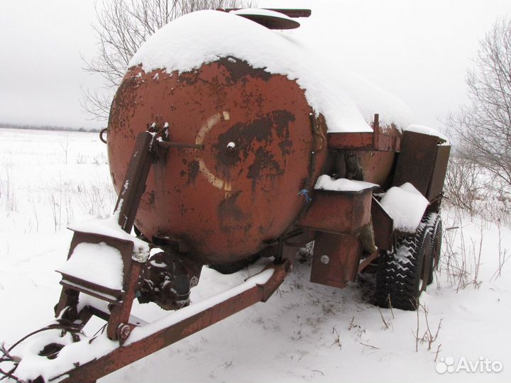Разбрасыватель удобрений БобруйскАгромаш МЖТ-Ф-11, 1994