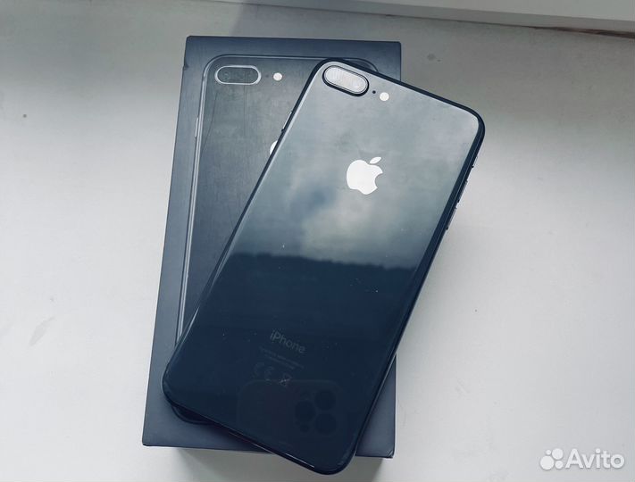 Телефон iPhone 8 plus