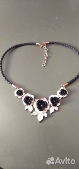 Ожерелье, бижутерия