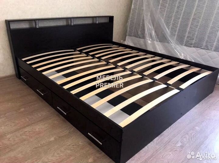 Кровать двухспальная новая
