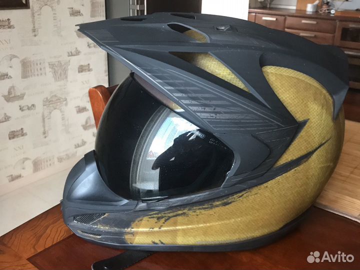 Мотошлем suomy