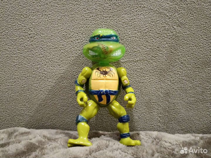 Фигурка бэтмен, черепашка ниндзя,фиксики