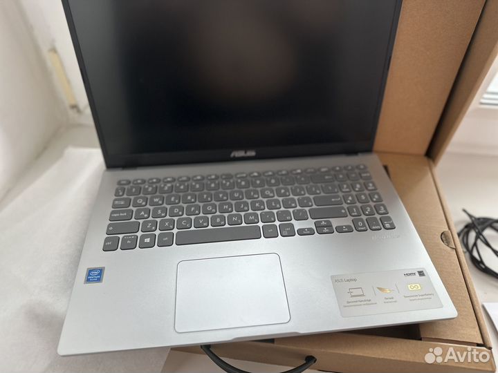 Ноутбук Asus новый