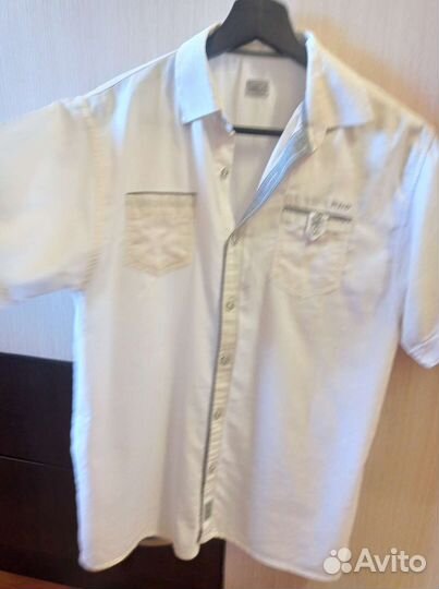 Отдам рубашки на 14 лет и старше