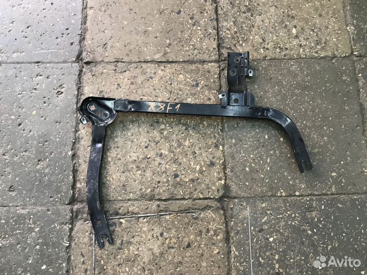 Кронштейн защиты Ford Mustang V 09-14