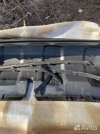 Задний бампер на Honda CR-V 3 2008 год