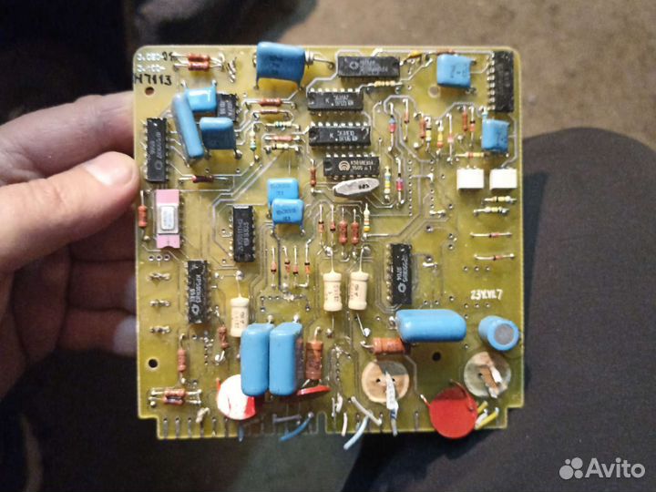 Радиодетали, микросхемы и другие детальки. Разные