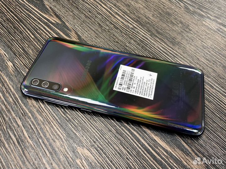 Samsung Galaxy A50, 4/64 ГБ