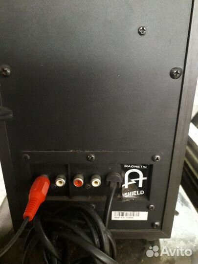 Активный сабвуфер