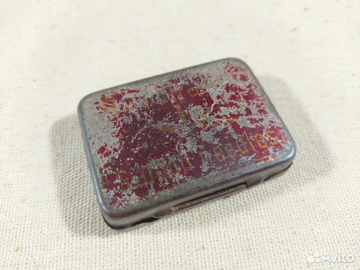 Дореволюционная коробочка под иглы для патефона