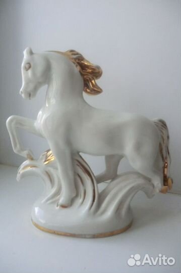 Статуэтка Конь.лфз