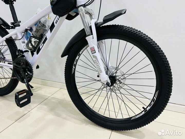 Велосипед GT 24R (белый)