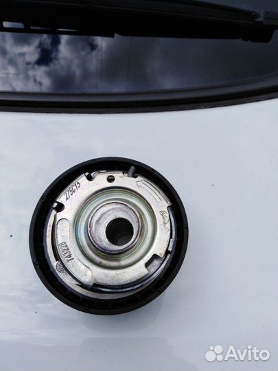 Ролик ремня грм