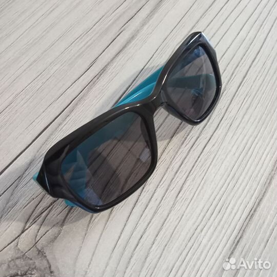 Солнцезащитные очки детские