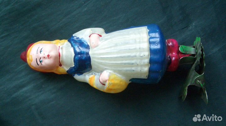 Елочная игрушка Красная шапочка