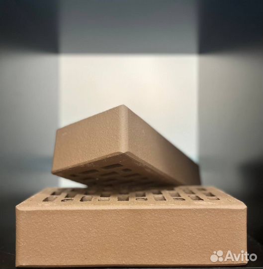 Кирпич светло- коричневый лср