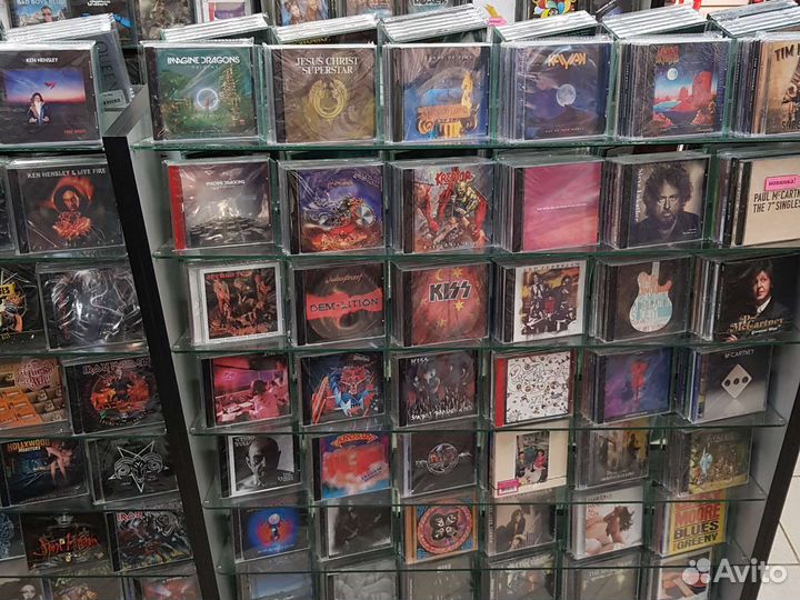 Компакт диски с музыкой