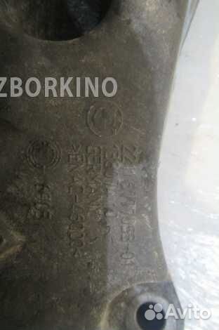 Кронштейн двигателя BMW