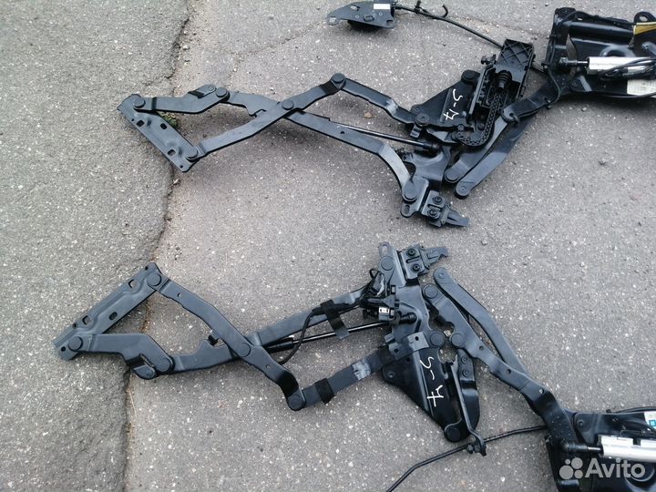 Петля крышки багажника Opel Astra H Twintop