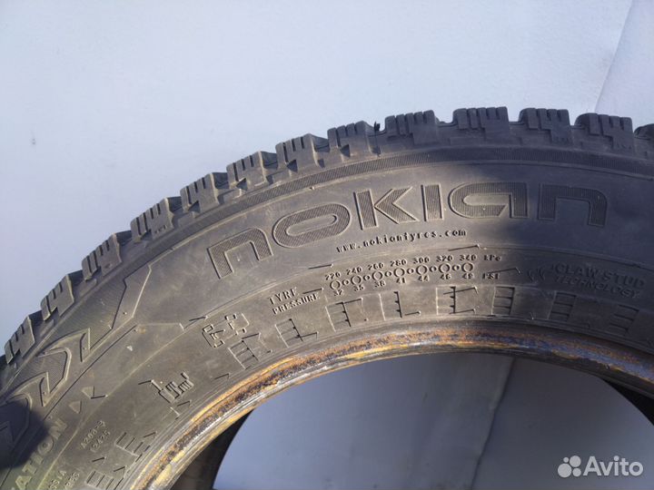 Nokian Tyres Hakkapeliitta 5 SUV 225/65 R17 107