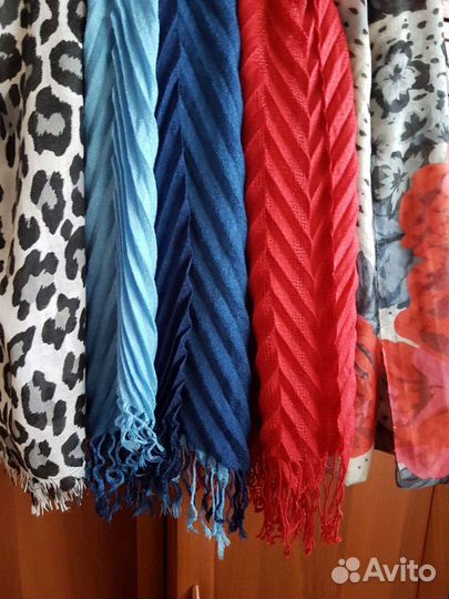 Палантины разноцветные