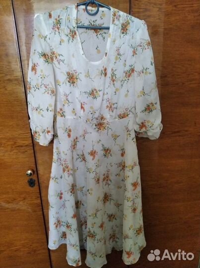 Продам платья для девушки