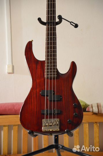 Бас гитара Aria pro Magna Корея 90-е