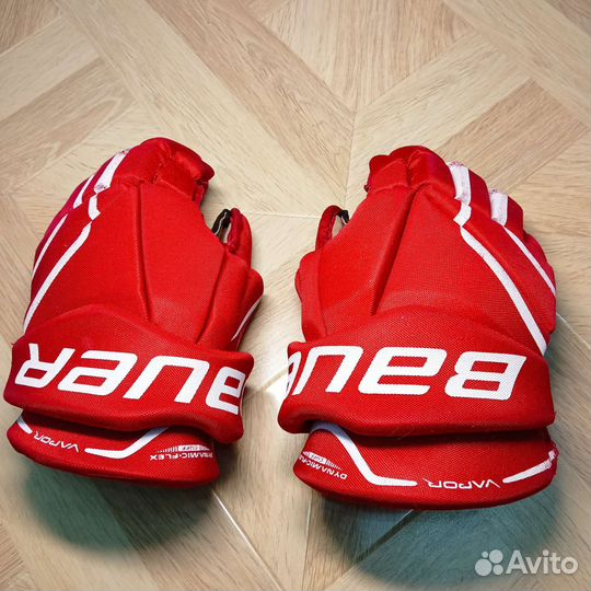 Краги хоккейные