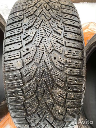 Gislaved NordFrost 100 2.25/50 R17 98T