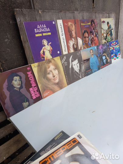 Виниловые пластинки продаю