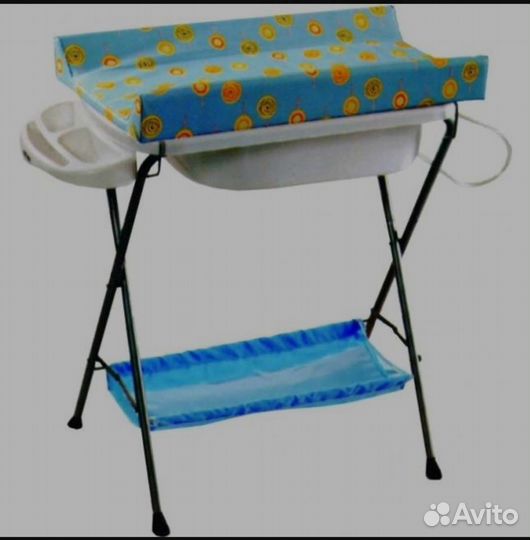 Детская ванна для купания и пеленальный стол