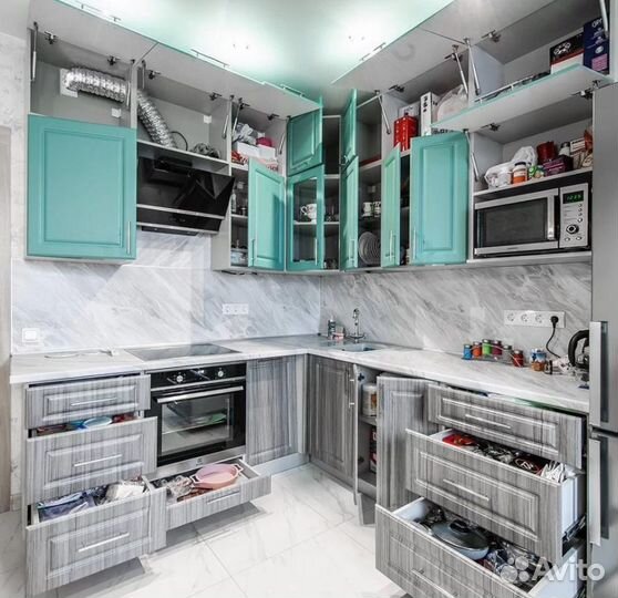 Кухонный гарнитур угловой