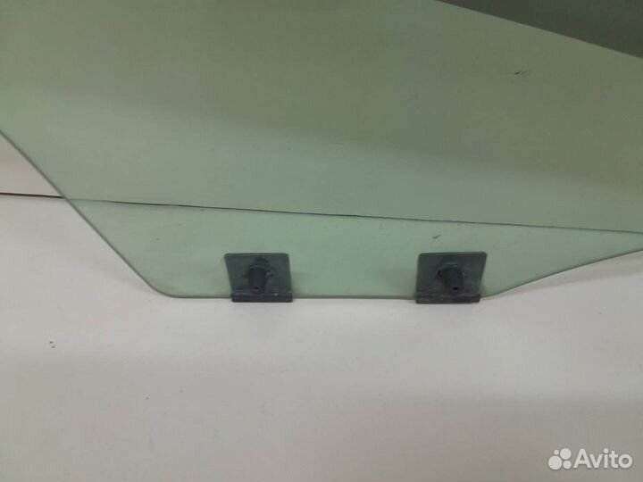Стекло двери передней правой Renault Logan 2 2014