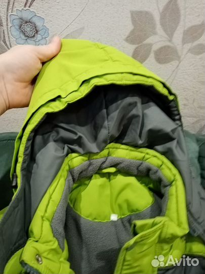 Продам куртку для мальчика